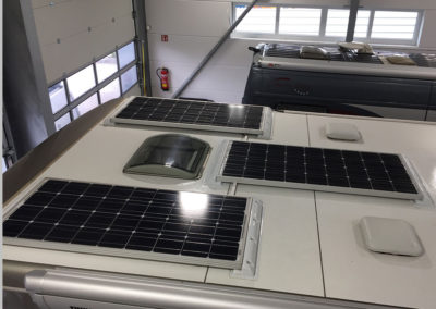 300W Solar, sauber installiert